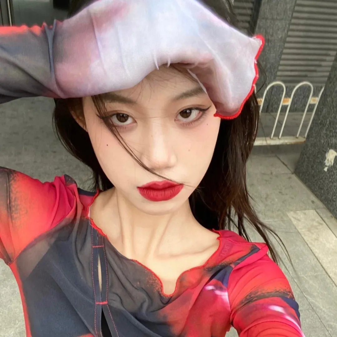 人前的安宁 在线观看